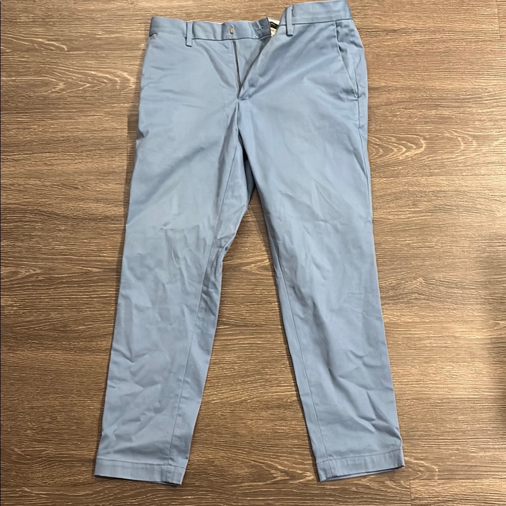 Banana Republic Blue Chinos Flat Front Cotton